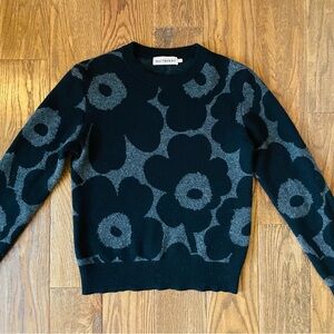 Marimekko Black and Gray Floral Sweater